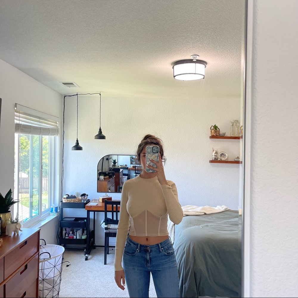 Nude turtleneck